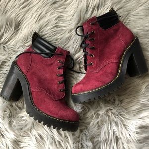 LIKE NEW Dr. Martens Persephone Wine Velvet